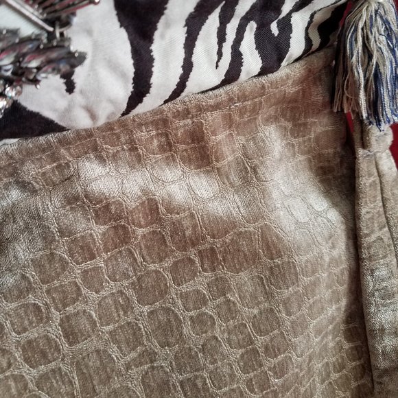 "One of a kind" Handmade Purse - Picture 13 of 16